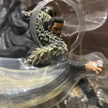 원피스 피규어아츠 zero 크로커다일 정상결전 ver