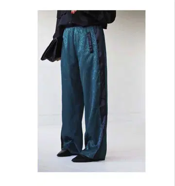 antiqua 다마스크 무늬 라인 팬츠 그린 완판템