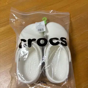 crocs 화이트 클로그 샌들