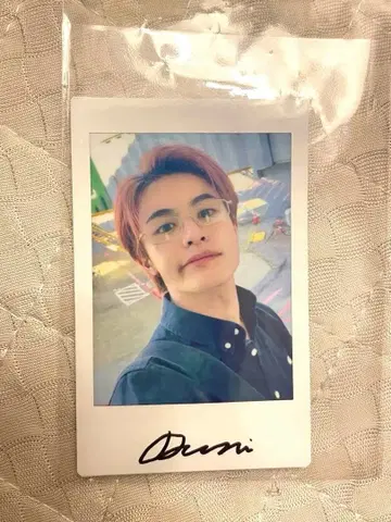 현역 가왕 Juni 친필 사인 폴라로이드