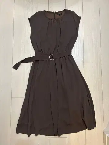 INDIVI 브라운 무릎 기장 원피스 05 사이즈