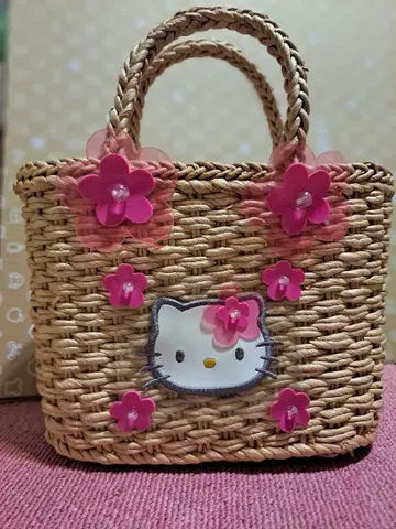 헬로키티 바스켓백