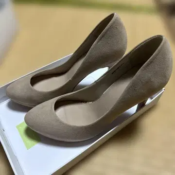 RANDA 베이지 오픈토 하이힐