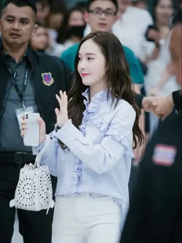 sandro 프릴 장식 라이트 블루 셔츠