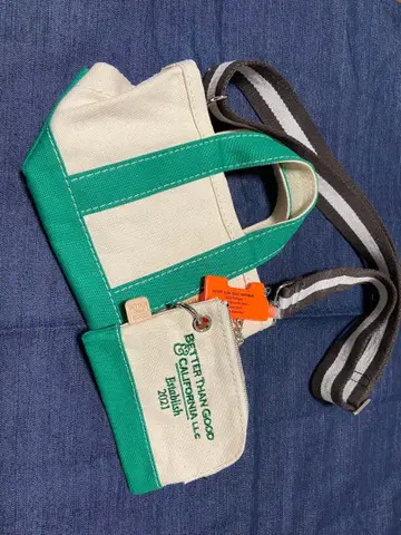 framework 체인 파우치 포함 토트백 그린