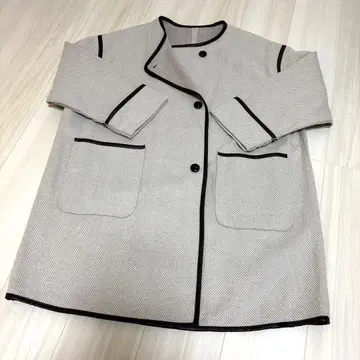 그레일 배색 라인 코트
