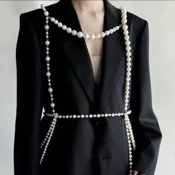 litmus pearl harness/Maison lulu pinot