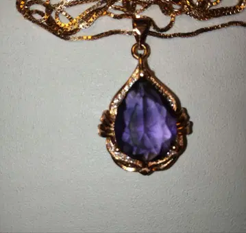 보라색 눈물형 펜던트 목걸이