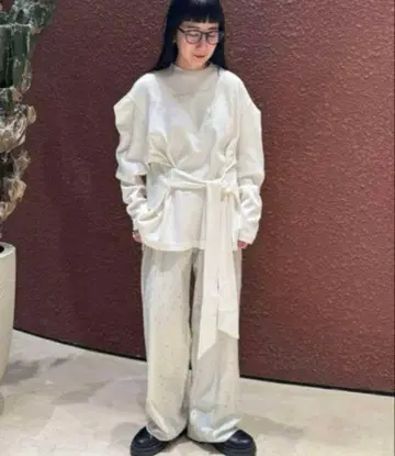 ROKU 코튼 파워숄더 슬리브 풀오버 새상품급