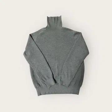 SLOANE 그레이 터틀넥 스웨터