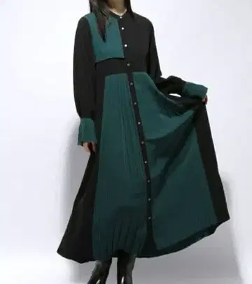 HARE 소매 플리츠 절개 원피스 벨트 없음 블랙 그린