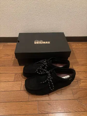 Clarks Original 왈라비 블랙