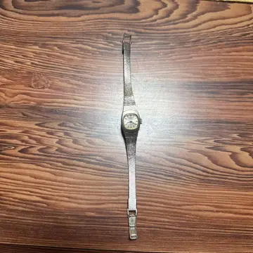 세이코 손목시계 실버