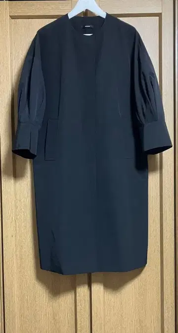 레리안 구매 NOUQUE 퍼프 슬리브 코트