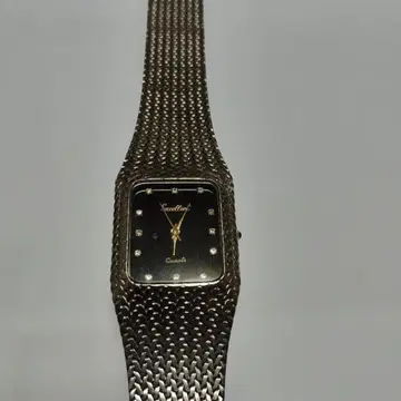 엑설런트 쿼츠 손목시계