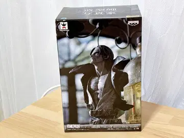 원피스 조형 포토그래퍼 샹크스