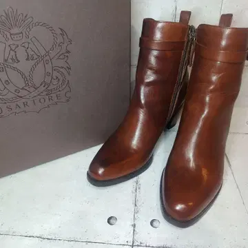 컨디션 최상 사토레 숏부츠 22.5 가죽 집업 브라운