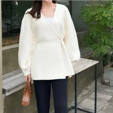 eneu 볼륨 크로스 가디건 니트 스웨터 화이트