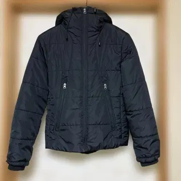 블랙 다운 자켓 후드 부착