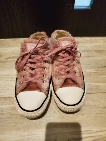 CONVERSE ALL STAR (희귀) 핑크 퍼 스니커즈