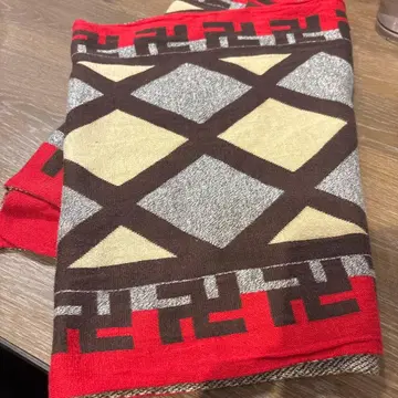 RATS 랏츠 스와스티카 롱 스톨