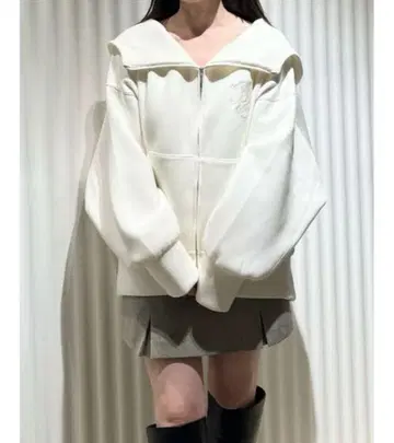 snidel 볼륨 후드티 아이보리