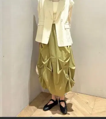 랜덤 태킹 스커트