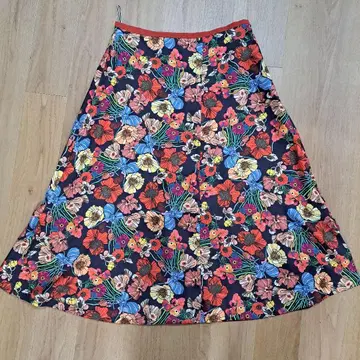 폴 스미스 38 꽃무늬 플레어 스커트
