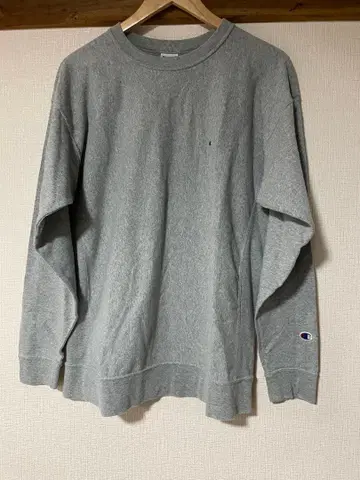 그레이 크루넥 트레이닝복