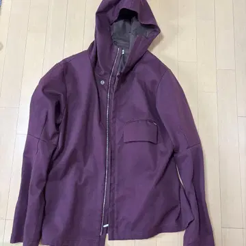 넘버나인 후드 부착 퍼플 자켓