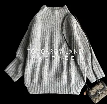 투모로우랜드 맥피 알파카 혼방 울 깔끔한 네크라인 와이드 니트 실버