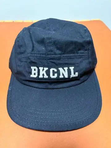 Back Channel 제트캡