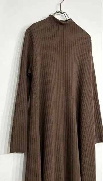 relume 리브 니트 롱 원피스