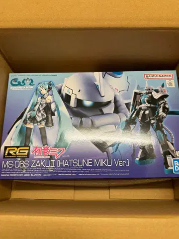 RG MS-06S ZAKU II (HATSUNE MIKU Ver)