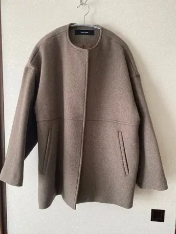 저널 스탠다드 슈퍼 140 비버 노카라 숏코트