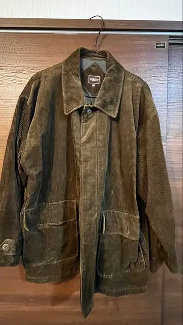 VIVRECLUB 코듀로이 커버올 브라운