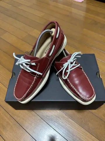 REGAL 가죽 데크 슈즈 빨간색