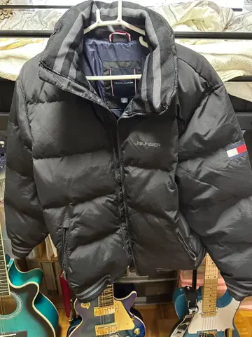 TOMMY HILFIGER 다운 자켓 블랙