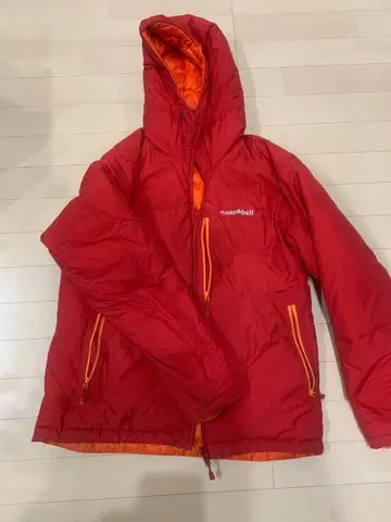 몽벨 레드 다운 자켓