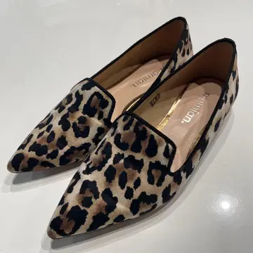 [ 새상품급 ] MAMIAN 레오파드 무늬 스틸레토 플랫슈즈 24.0cm