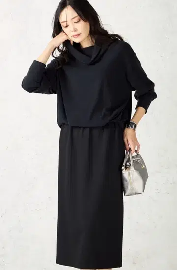 알파 큐빅 ALPHA CUBIC 도킹 긴팔 원피스