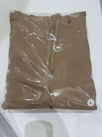 진 아카니시 2025 REDWEST 후디 L