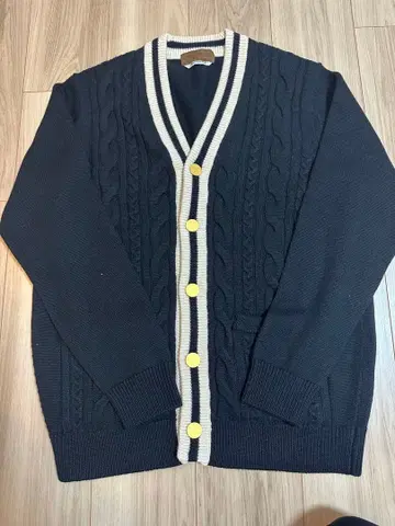 TOMORROWLAND 케이블 니트 가디건