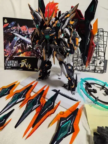 1/100 YR-03 MARTIAL EMPEROR 무황 완성품