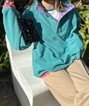 터콰이즈 하프 지퍼 플리스