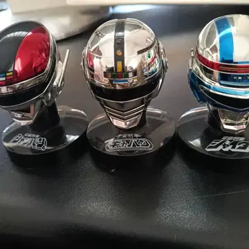 우주 형사 마스크 컬렉션 3종 세트 중고품 마스콜 정크 취급