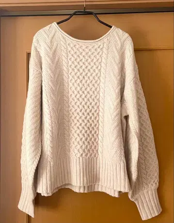 Currentage 카렌테이지 케이블 울 니트