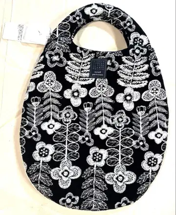 미나 페르호넨 이번 시즌 swing garden 에그백 미사용 새상품