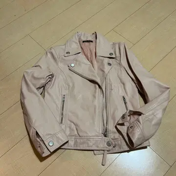 핑크 가죽 라이더 자켓