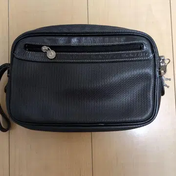 JOURDAN의 클러치백